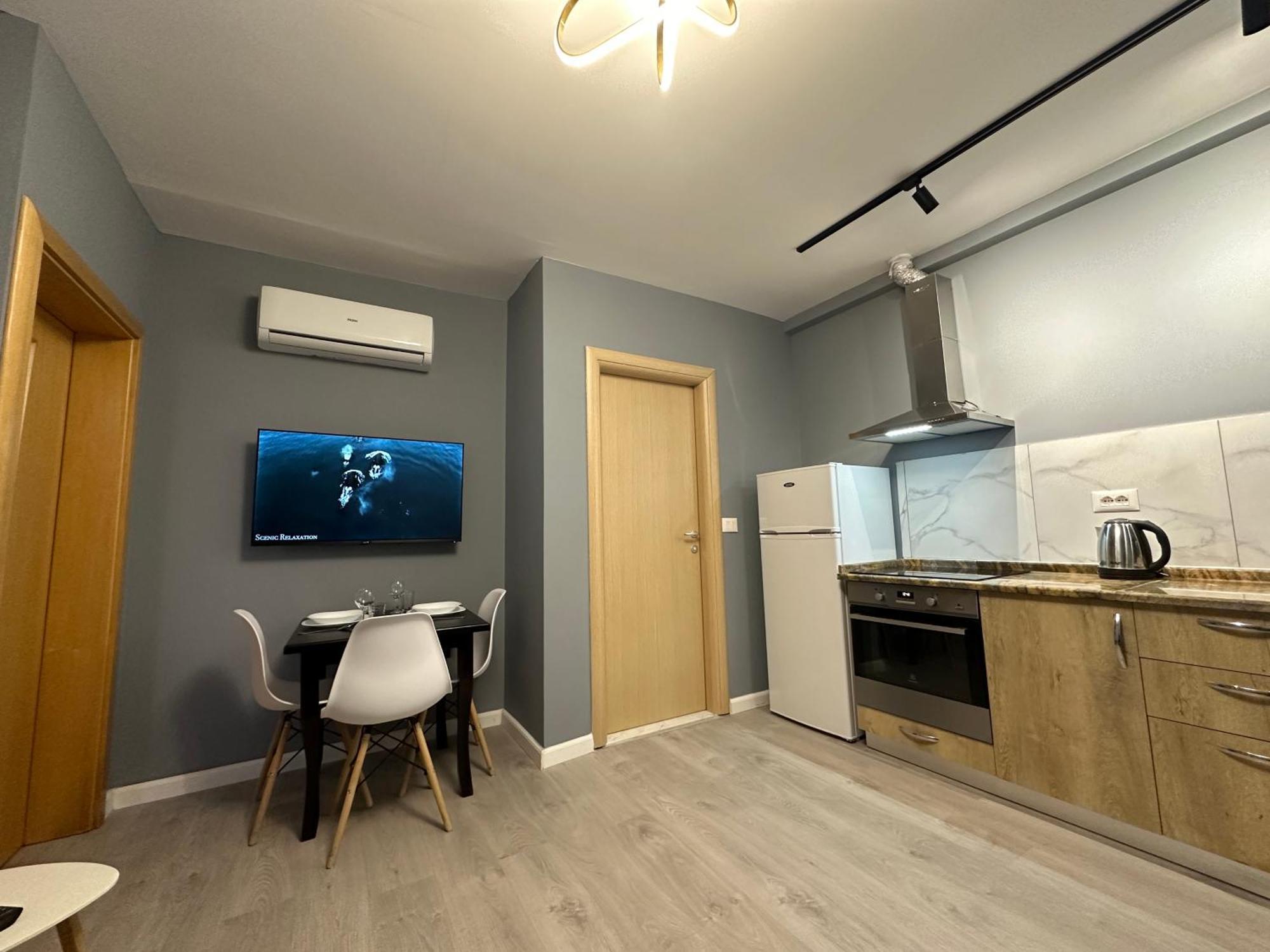Xhimi'S Seaside Apartments Дуррес Экстерьер фото